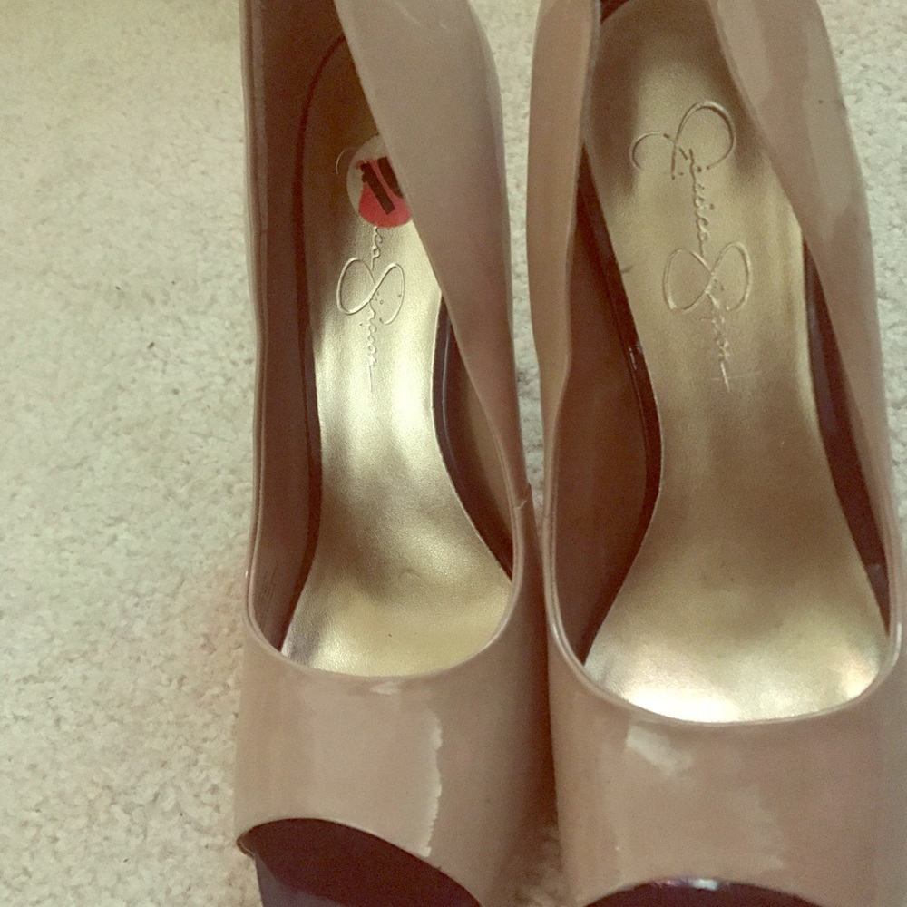 Jessica Simpson designer shoes in good condition.
